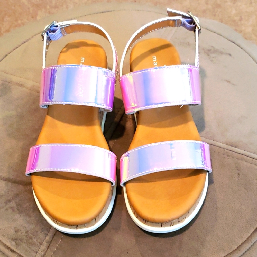 NWOT Madden Girls Sandals